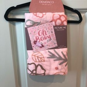 Muslim blanket - photo swaddle